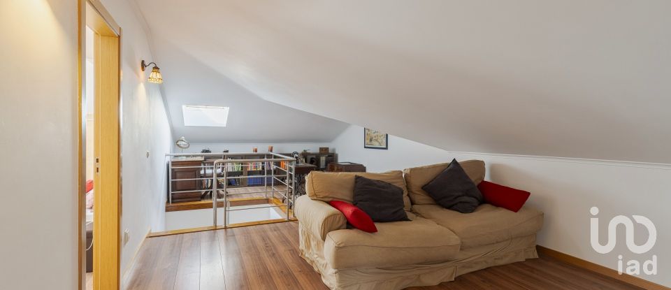 Moradia T4 em Pinhal Novo de 300 m²