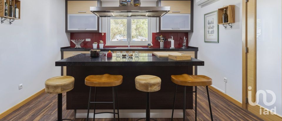 Moradia T4 em Pinhal Novo de 300 m²