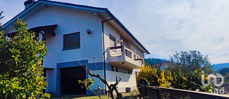 House T4 in Lanhelas of 344 m²