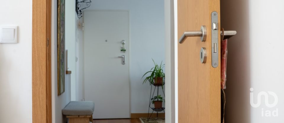 Apartment T2 in Alvalade of 56 m²