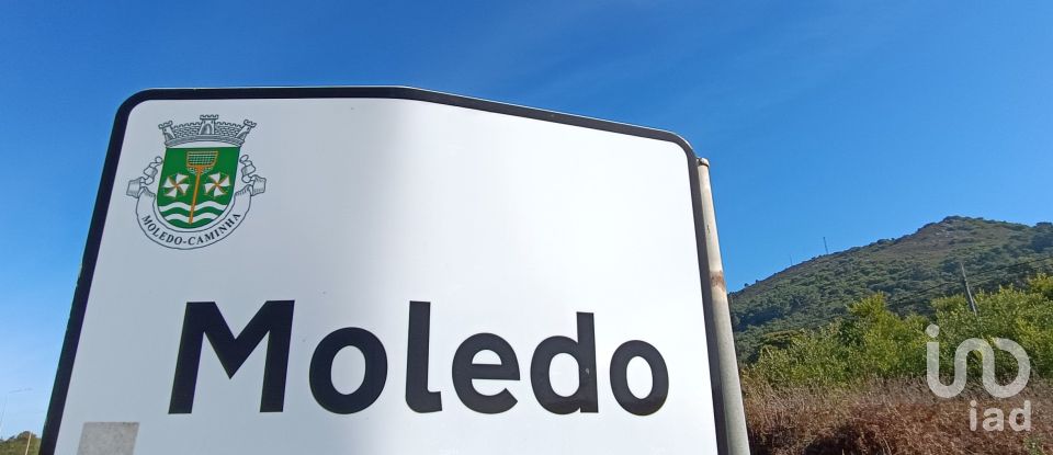 Terreno em Moledo e Cristelo de 820 m²
