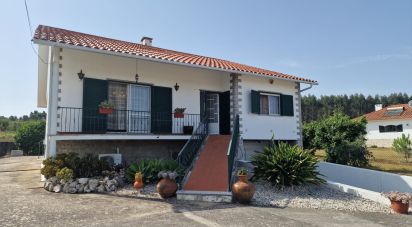 Casa de aldeia T3 em Cadaval e Pêro Moniz de 150 m²