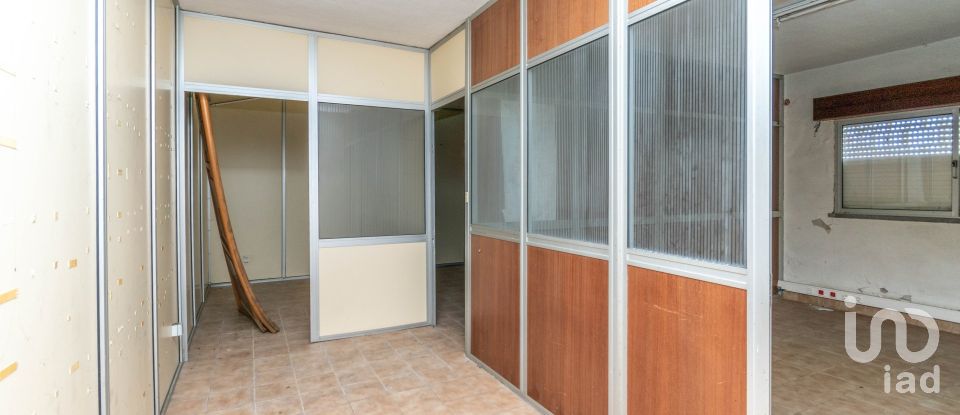 Murs commerciaux à Nossa Senhora das Misericórdias de 2 764 m²