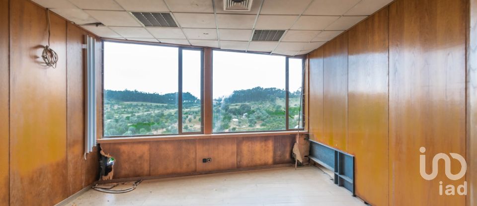 Murs commerciaux à Nossa Senhora das Misericórdias de 2 764 m²