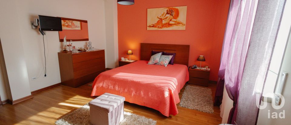 Casa T3 em Sapataria de 165 m²