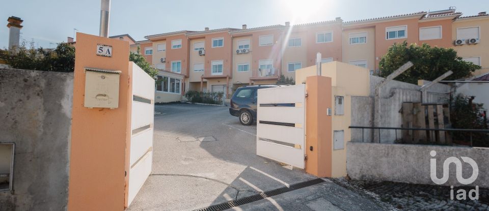 Casa T3 em Sapataria de 165 m²