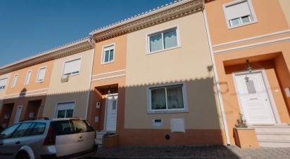 Gîte T3 à Sapataria de 165 m²