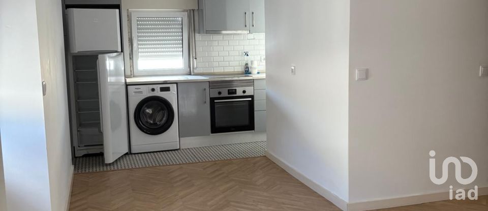 Appartement T2 à Santo António de 56 m²