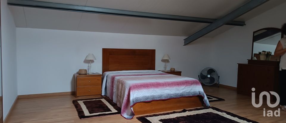 Gîte T4 à Azinhoso de 100 m²