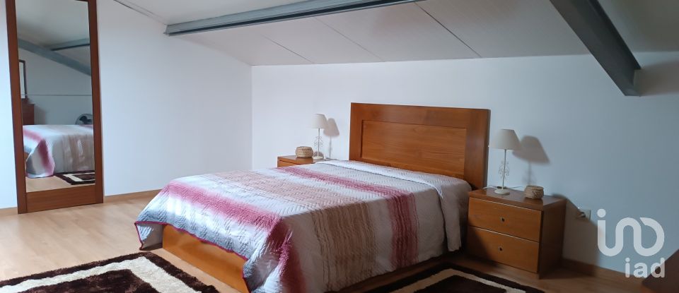 Gîte T4 à Azinhoso de 100 m²