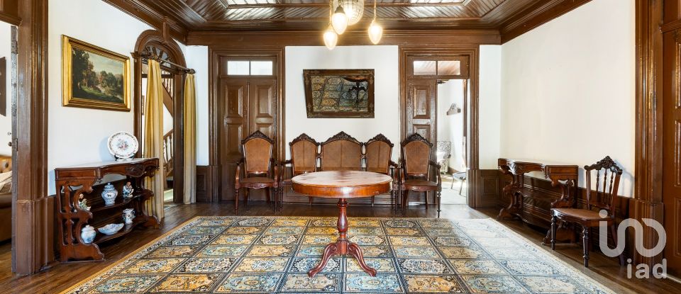 Ferme T8 à São Martinho de Mouros de 558 m²