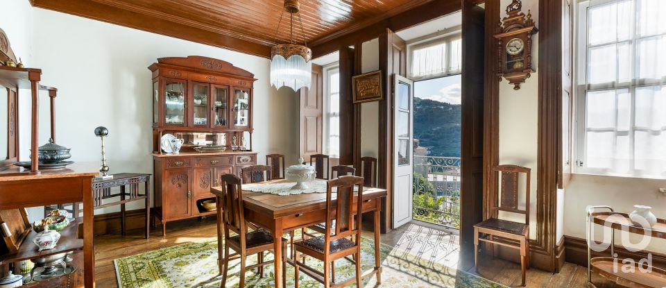 Ferme T8 à São Martinho de Mouros de 558 m²