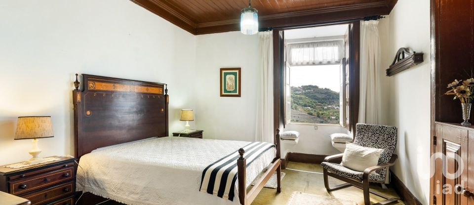 Ferme T8 à São Martinho de Mouros de 558 m²