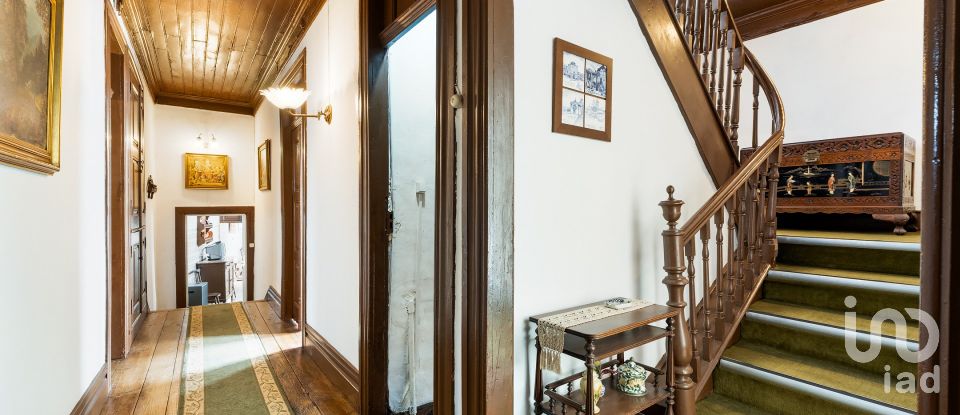 Ferme T8 à São Martinho de Mouros de 558 m²