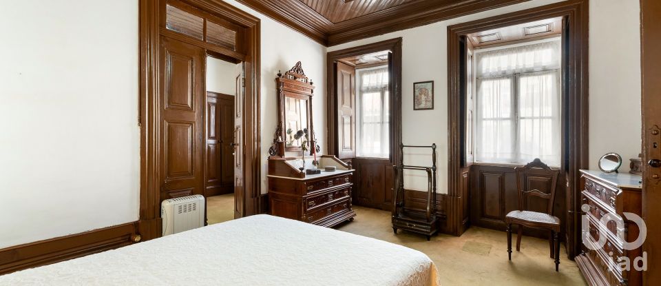 Ferme T8 à São Martinho de Mouros de 558 m²