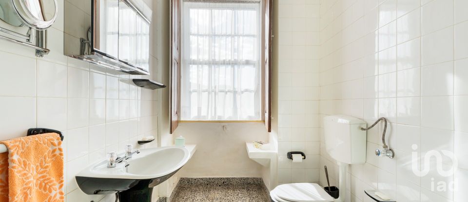 Ferme T8 à São Martinho de Mouros de 558 m²