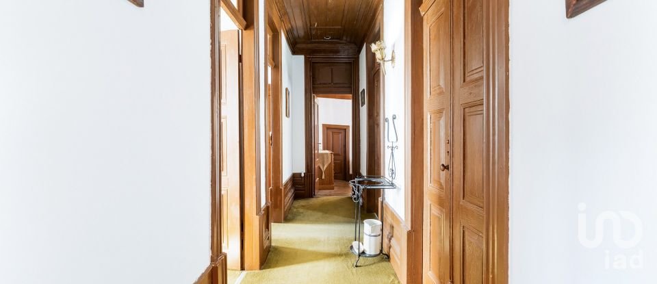 Ferme T8 à São Martinho de Mouros de 558 m²