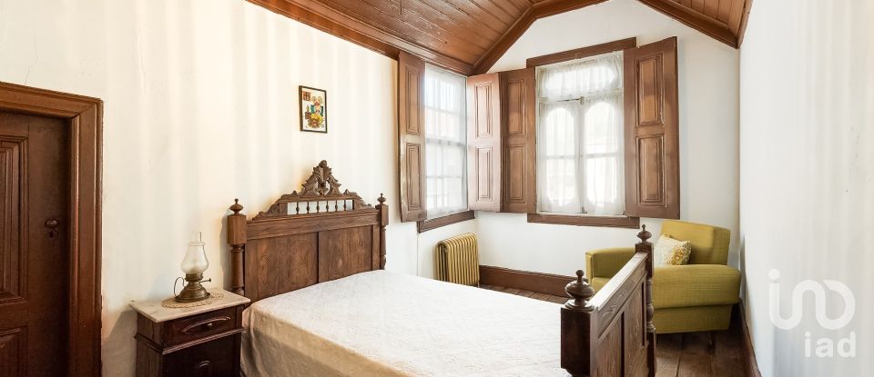 Ferme T8 à São Martinho de Mouros de 558 m²