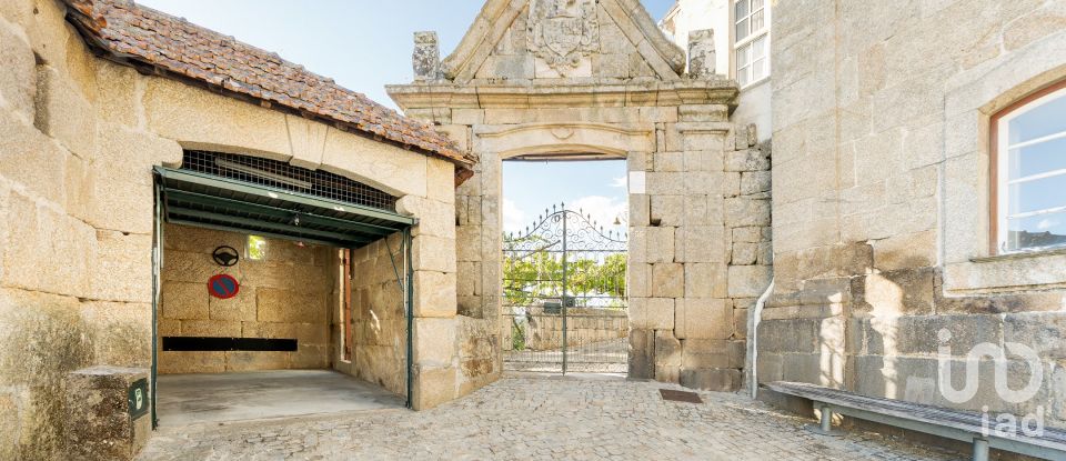 Ferme T8 à São Martinho de Mouros de 558 m²