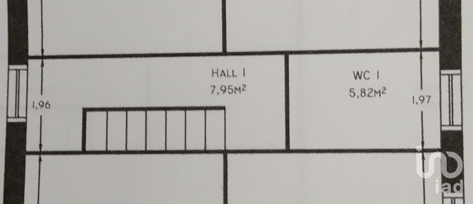 Maison T3 à Alvarães de 173 m²