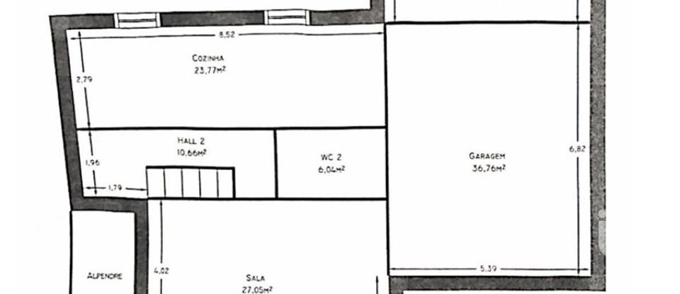 Maison T3 à Alvarães de 173 m²