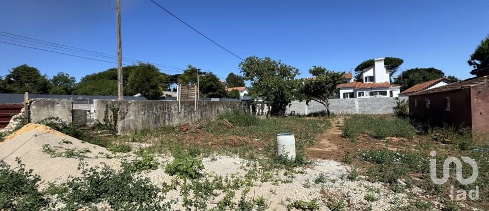 Single story home T2 in Rio de Mouro of 106 m²