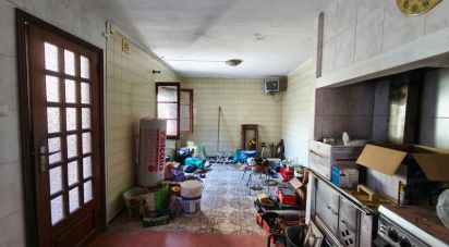 House T3 in Areosa of 83 m²