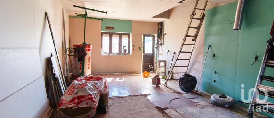 House T3 in Areosa of 83 m²