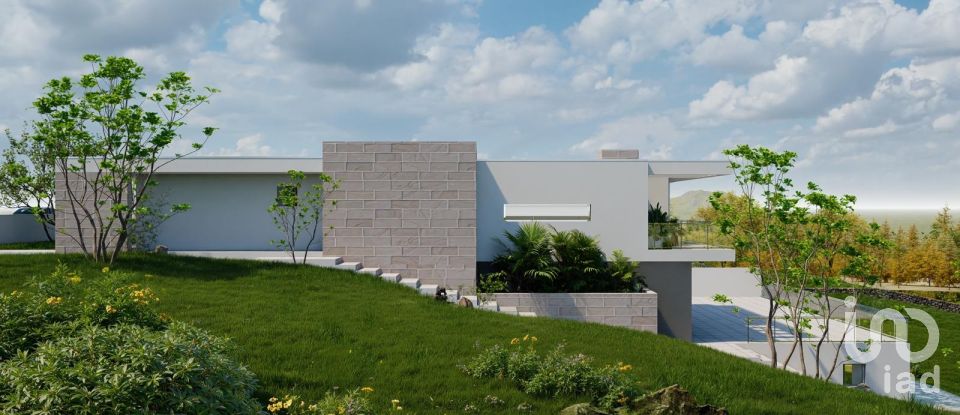 Maison T4 à Igreja Nova e Cheleiros de 326 m²