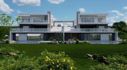 House T4 in Igreja Nova e Cheleiros of 326 m²