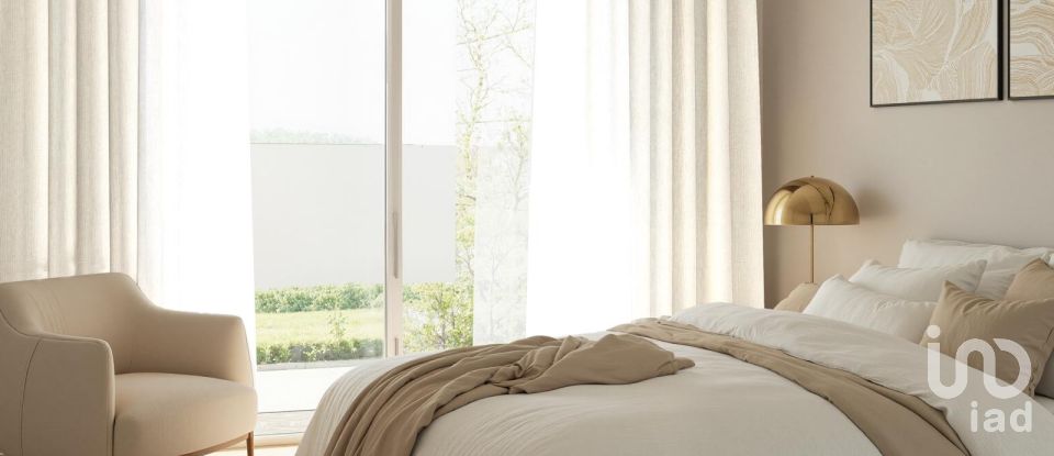 Maison T4 à Igreja Nova e Cheleiros de 326 m²