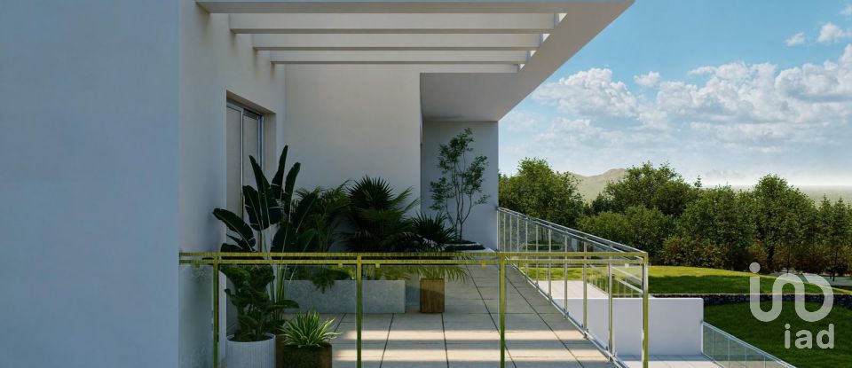 Maison T4 à Igreja Nova e Cheleiros de 326 m²