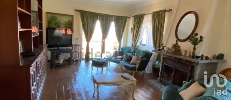 Maison T4 à Alcabideche de 206 m²