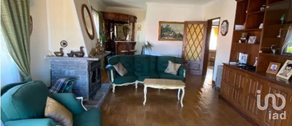 Maison T4 à Alcabideche de 206 m²