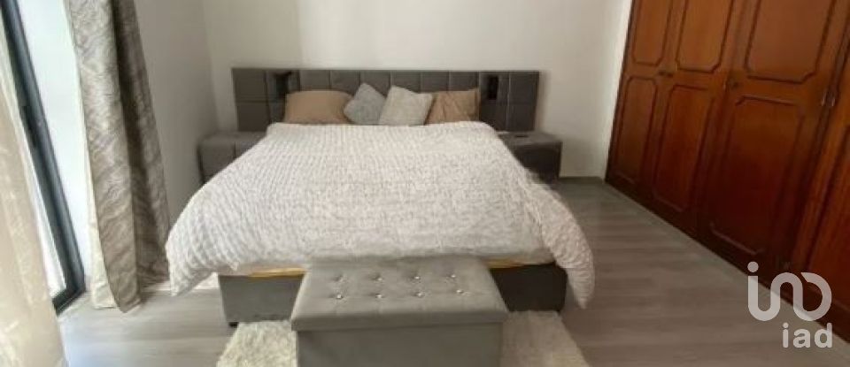 Maison T4 à Alcabideche de 206 m²