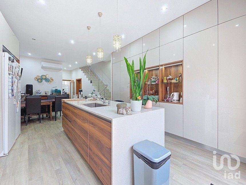 Moradia T3 em Ovar, São João, Arada e São Vicente de Pereira Jusã de 213 m²