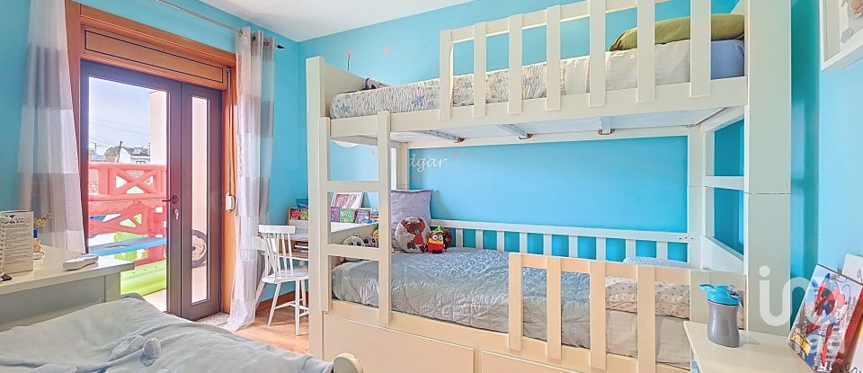 Moradia T3 em Ovar, São João, Arada e São Vicente de Pereira Jusã de 213 m²