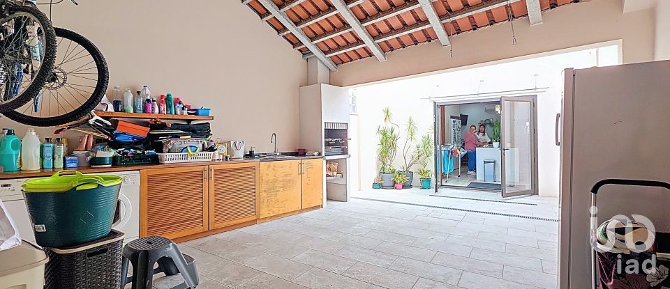 Moradia T3 em Ovar, São João, Arada e São Vicente de Pereira Jusã de 213 m²