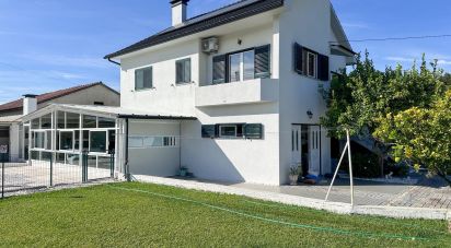 Village house T4 in Vitorino das Donas of 200 m²