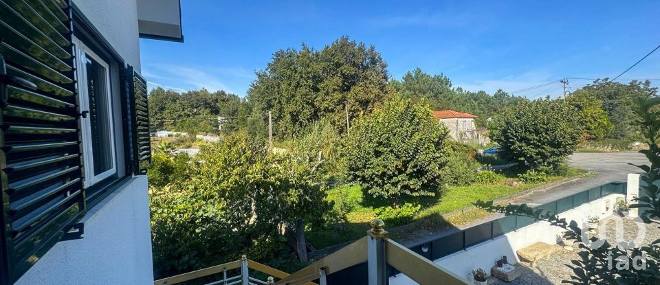 Casa de aldeia T4 em Vitorino das Donas de 200 m²