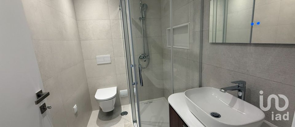 Apartamento T5 em Laranjeiro e Feijó de 196 m²