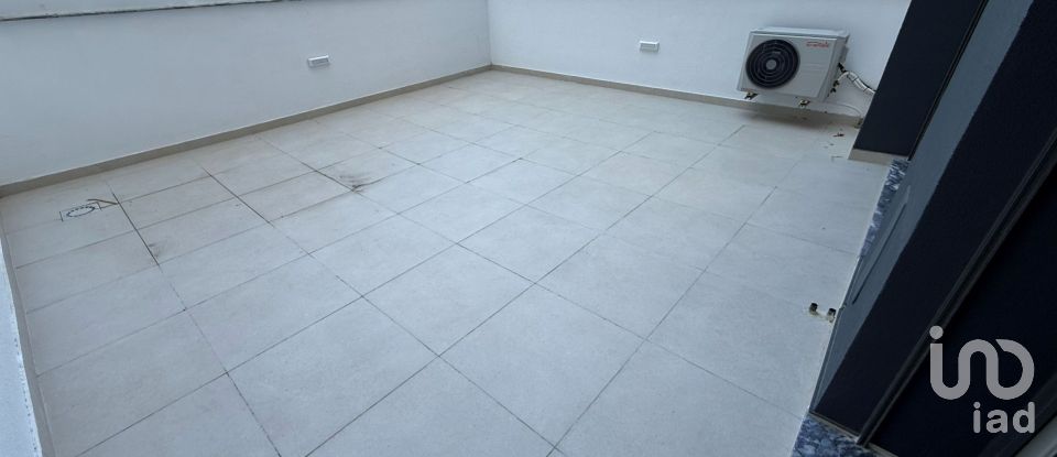 Apartamento T5 em Laranjeiro e Feijó de 196 m²