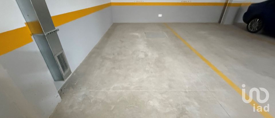 Apartamento T5 em Laranjeiro e Feijó de 196 m²