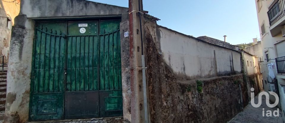 Land in Alenquer (Santo Estêvão e Triana) of 950 m²