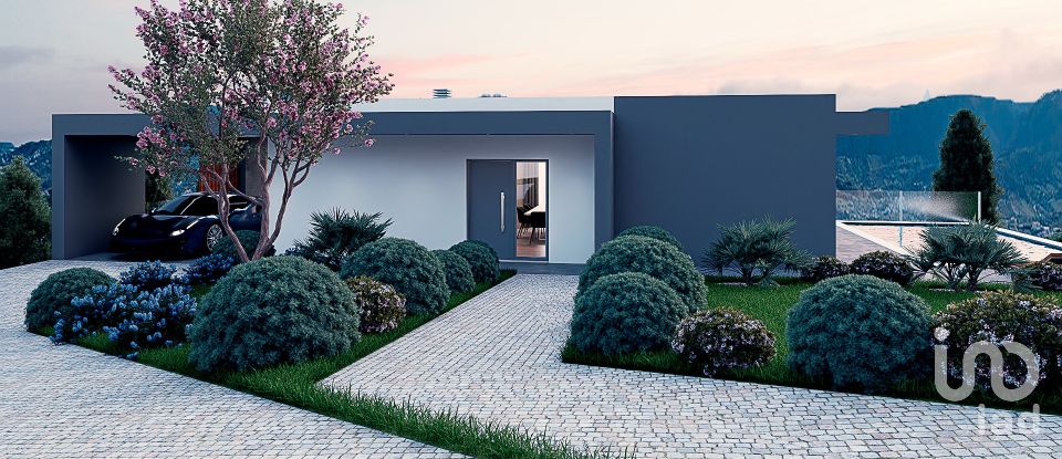 Terreno urbano em Leiria, Pousos, Barreira e Cortes de 1 900 m²