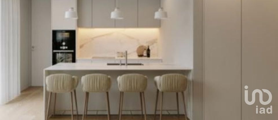 Apartamento T2 em Margaride (Santa Eulália), Várzea, Lagares, Varziela e Moure de 149 m²