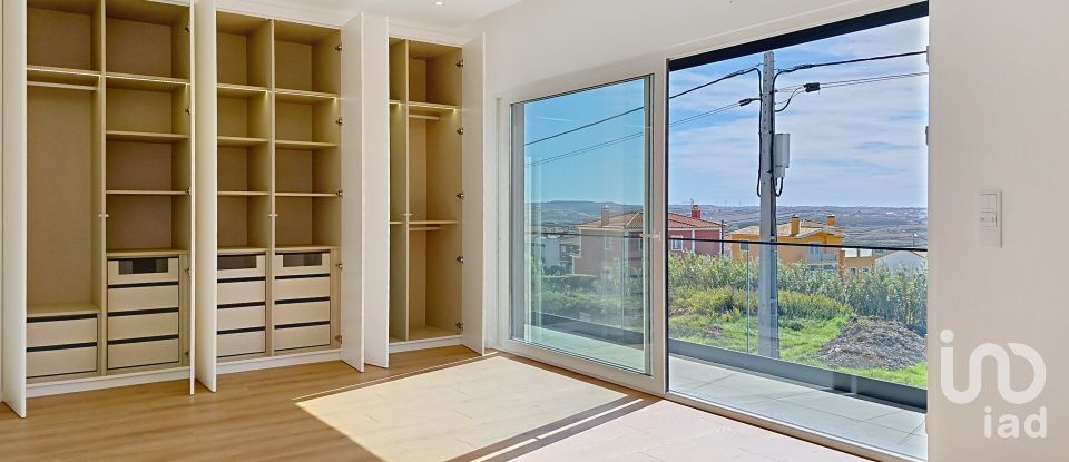 Moradia T4 em Silveira de 238 m²