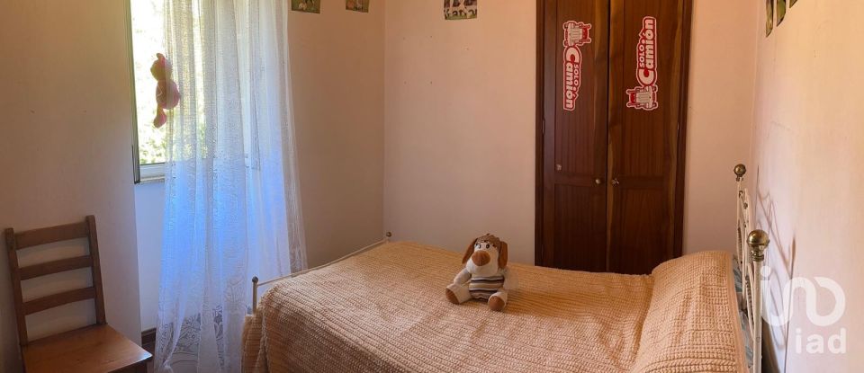 Moradia T4 em Santa Cruz da Trapa e São Cristóvão de Lafões de 126 m²