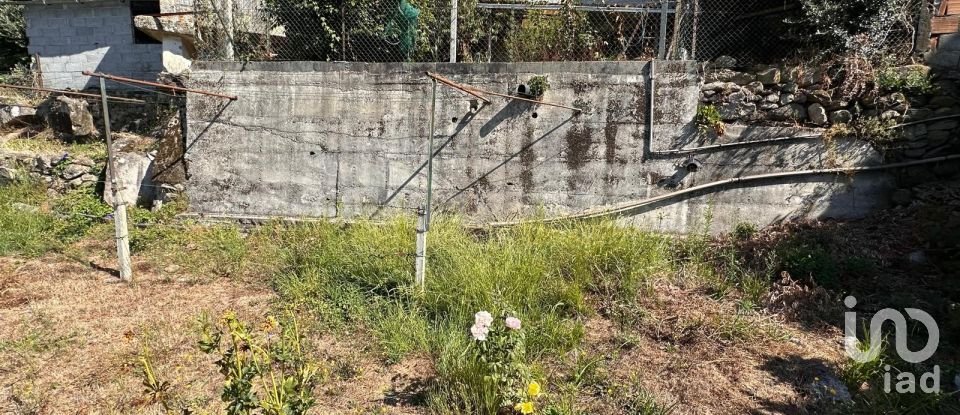 Moradia T4 em Santa Cruz da Trapa e São Cristóvão de Lafões de 126 m²