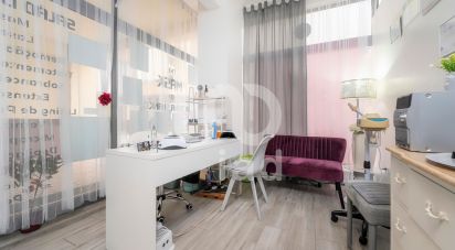 Boutique/Local commercial à Faro (Sé e São Pedro) de 35 m²